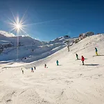 דירה Walensee Apartment, & Alpine Dream *