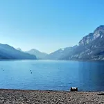 דירה Walensee Apartment, & Alpine Dream