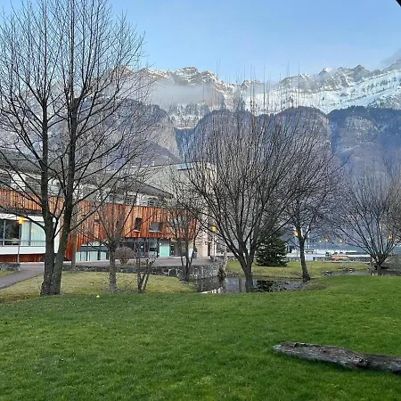 Walensee Lakeside With Cable Car To Flumserberg * Unterterzen